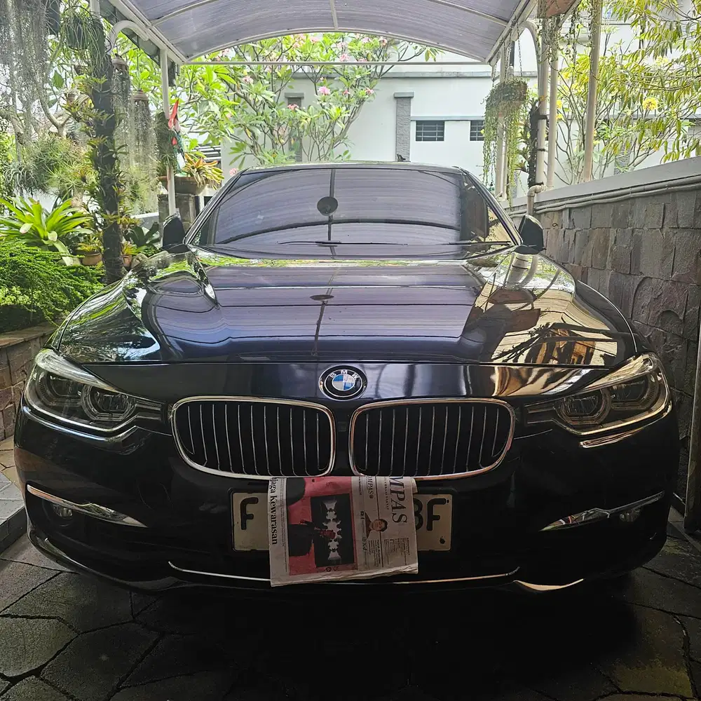 BMW 320i 2018 Bensin Warna Hitam Varian Luxury - Plat F Kota Bogor