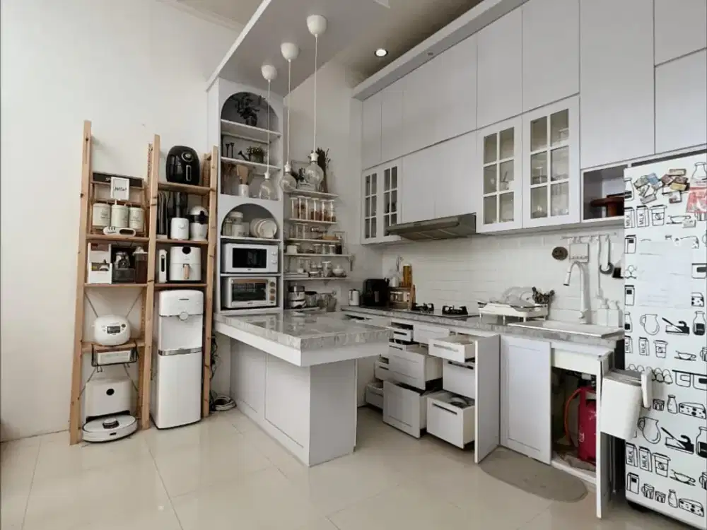 Dijual Rumah Cantik Semi Furnished Dalam Cluster Harapan Indah Bekasi
