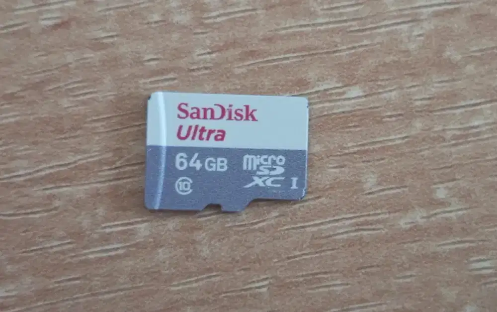 Micro SD 64 GB sandisk