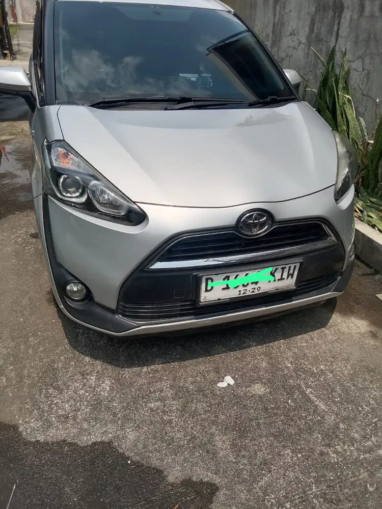 Toyota Sienta 2016 Bensin