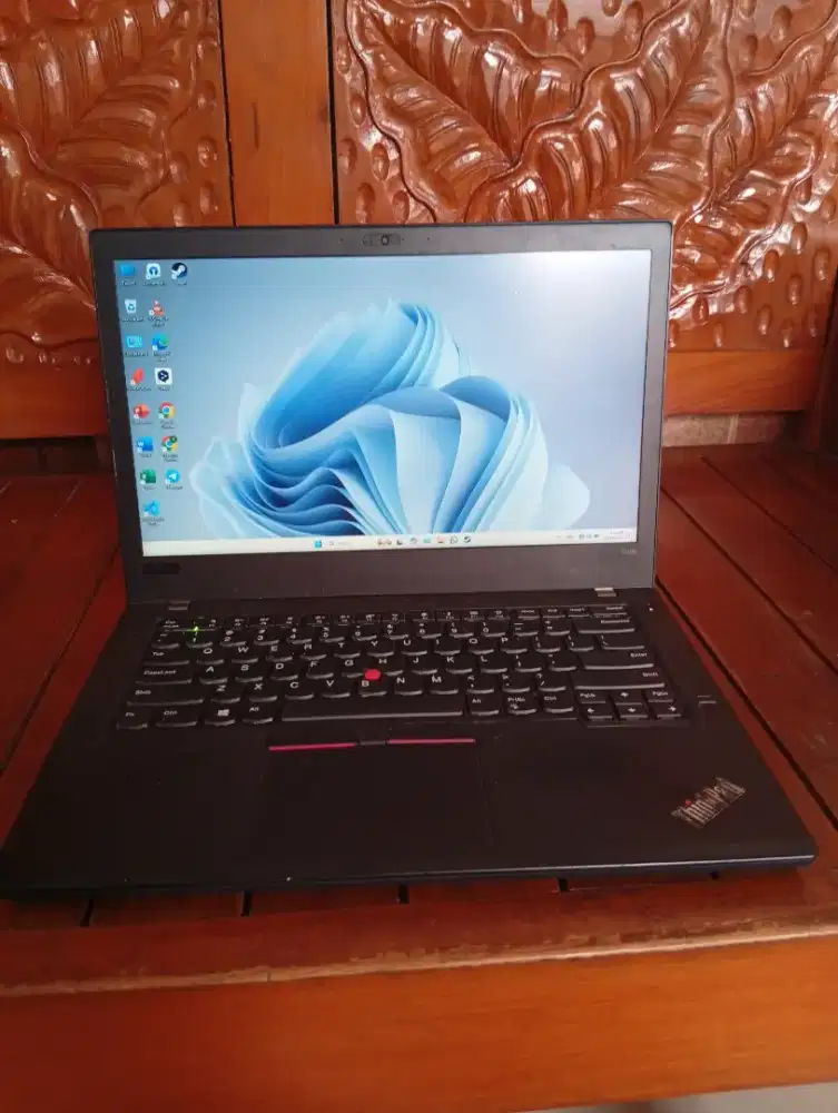 Thinkpad T480 core i5 gen 8 Touchscreen