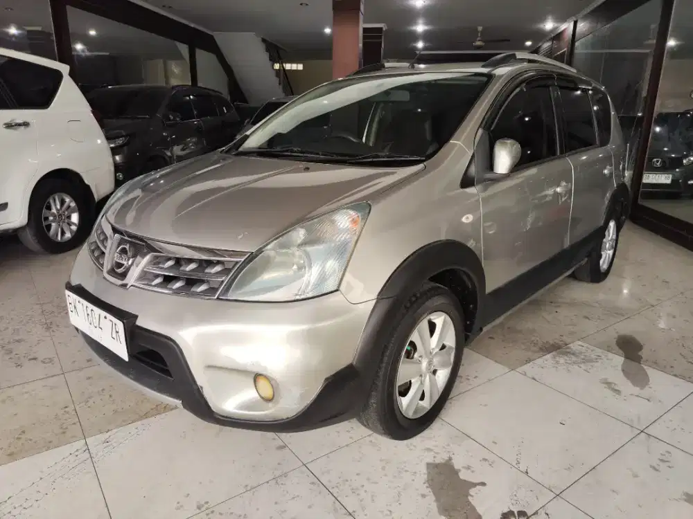 Nissan Livina Xgear 2013 xv SV grandlivina 2012