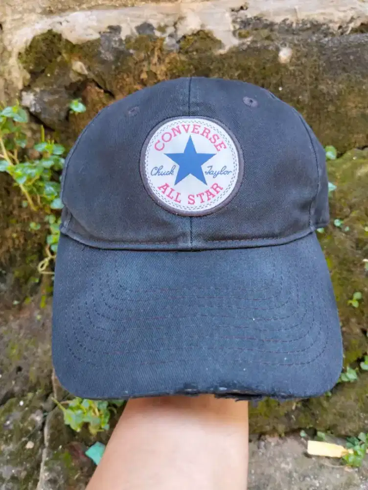 Topi Converse dan lainnya kualitas bagus