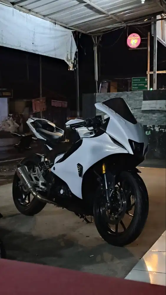 R15 V4 CONNECTED