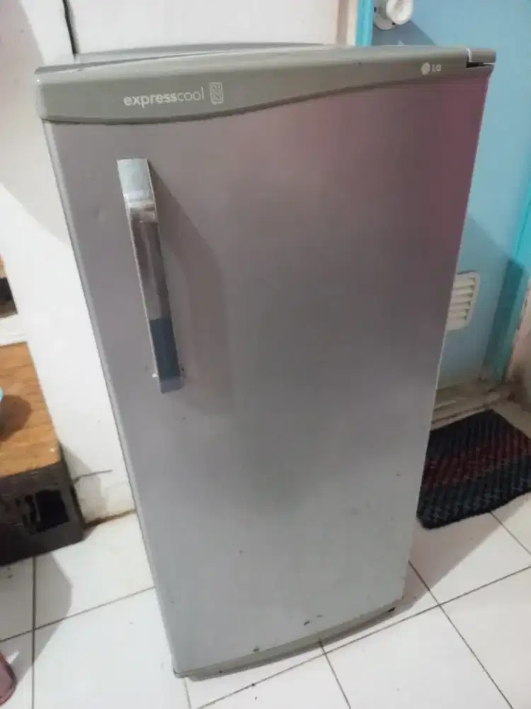 Kulkas LG frezcool