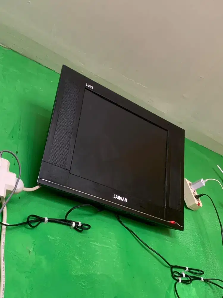 TV Digital Laiwan 19 Inch
