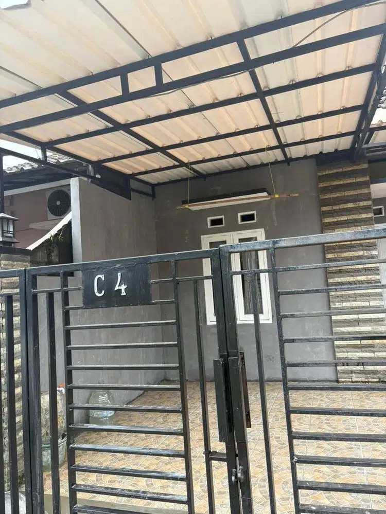 Di sewakan rumah di Graha Selaras 2 Rw Kalong