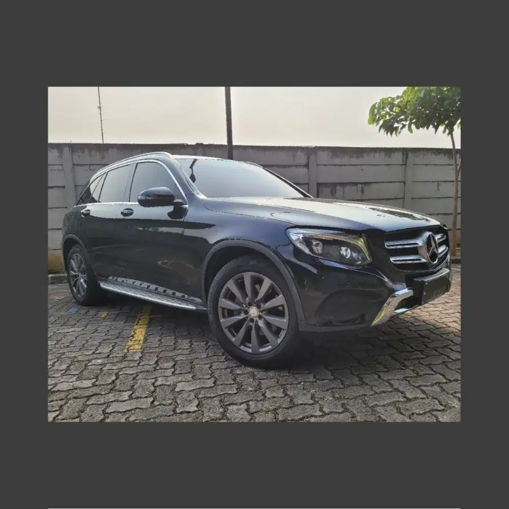 Jual mercedes GLC250 2017 murah cash 320 jt