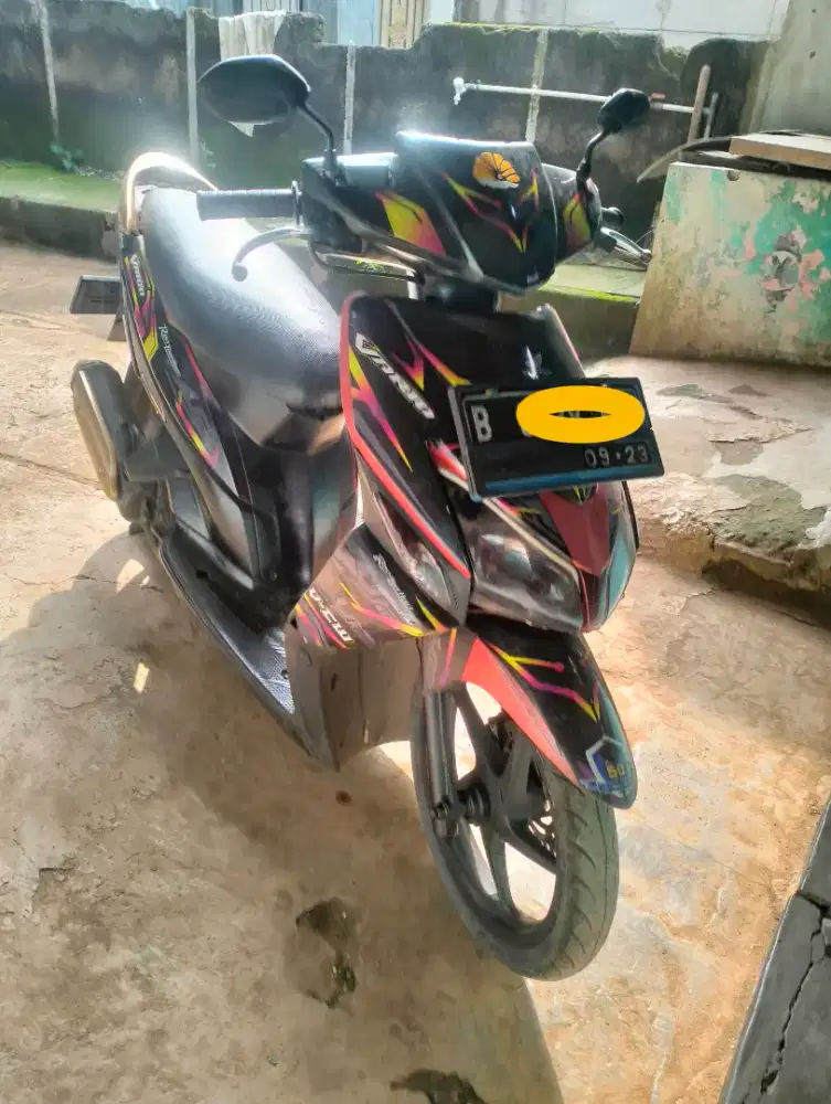 Vario Karbu 110 2008
Motor cek deskripsi ya gan