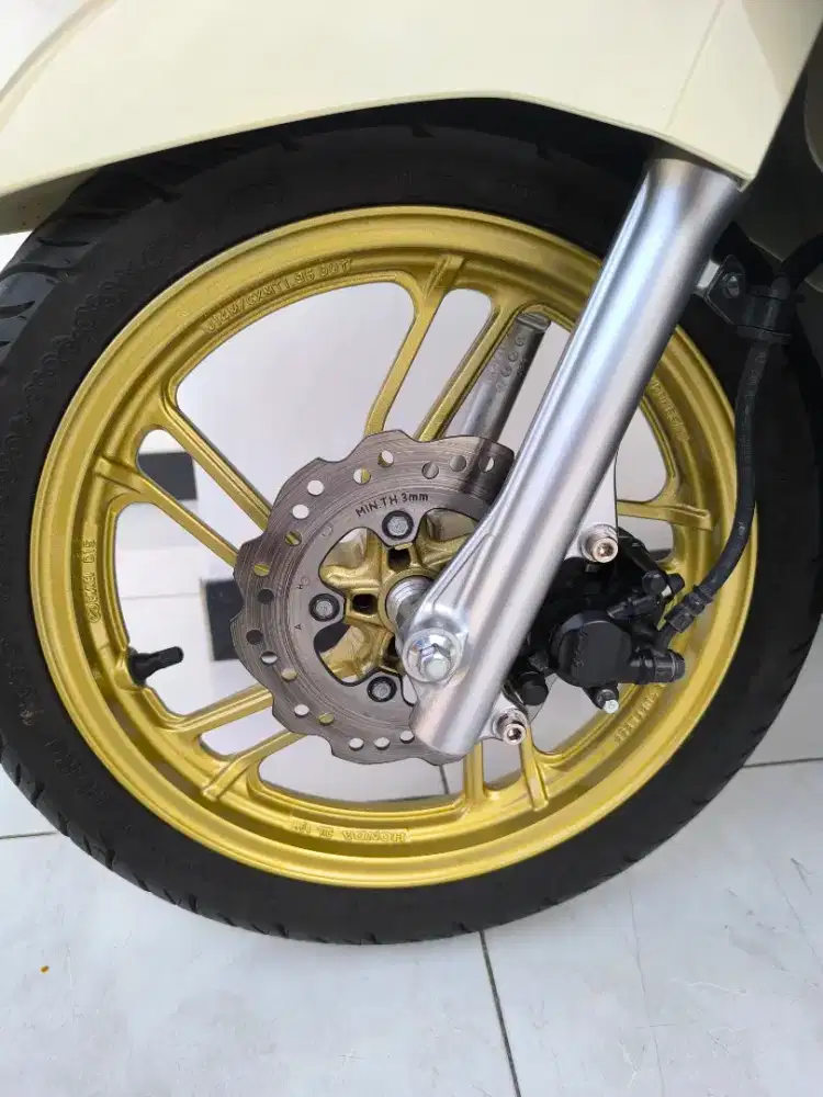 Velg vario 125 new gen 2