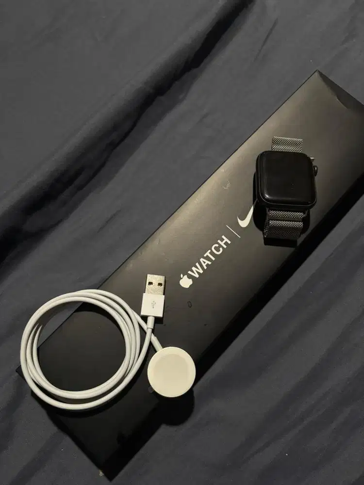 Apple watch SE Gen 1 Ex Ibox fullset