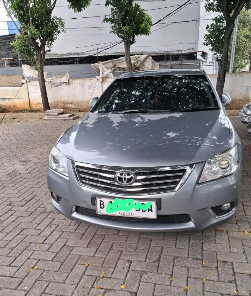 Toyota Camry v 2012