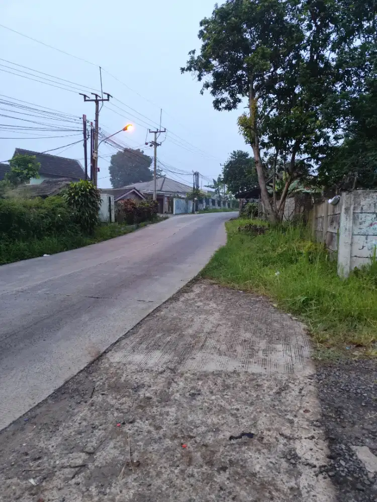 Tanah rata premium strategis depan jl raya Caringin Bogor dijual murah