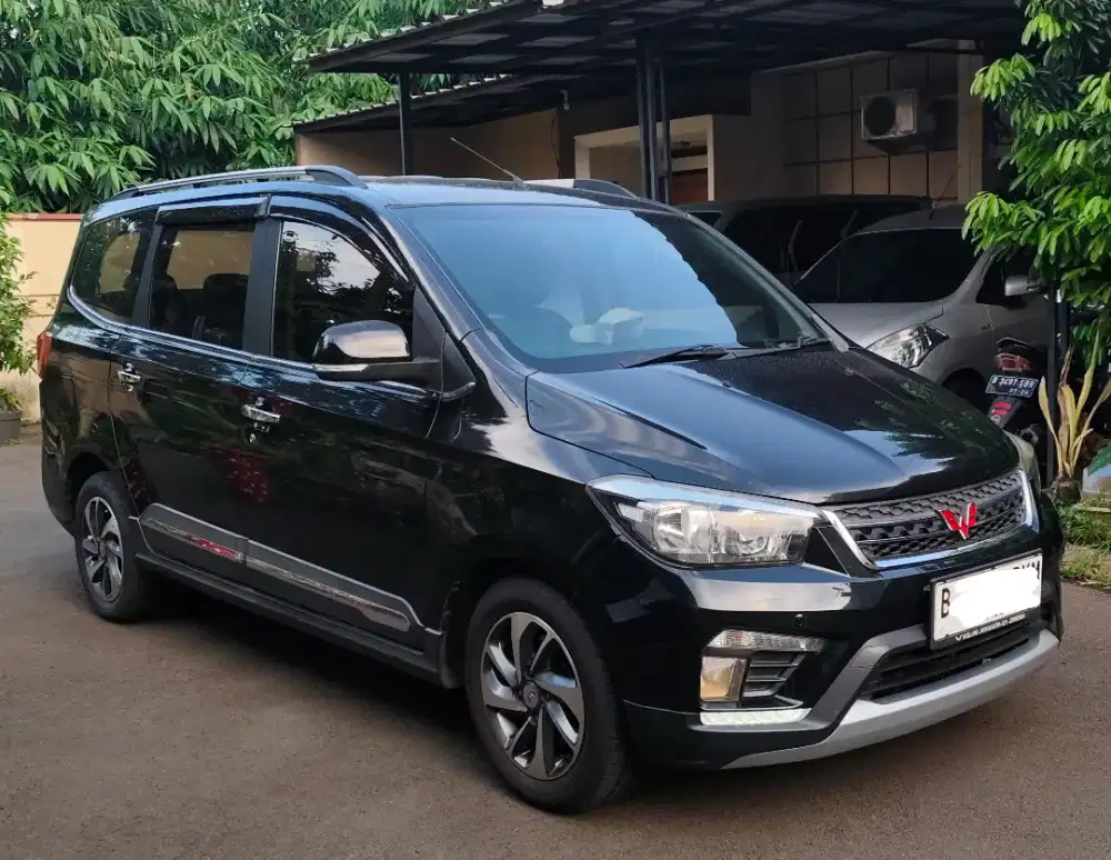 Wuling confero lux act hitam pemakaian 2020