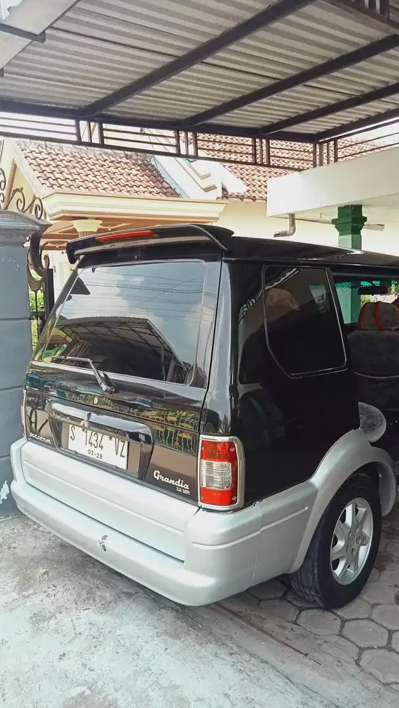 Mitsubishi Kuda 2002 Bensin