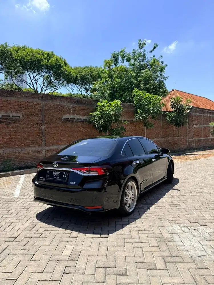 Toyota Altis 2020 1.8 Type V Black