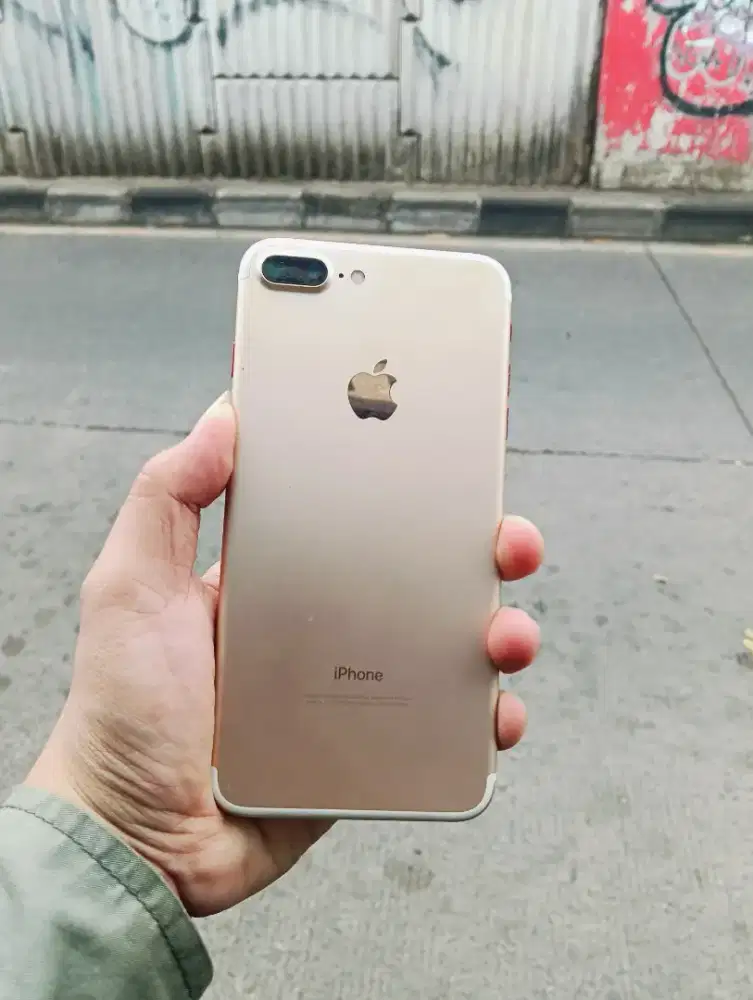iPhone 7 plus 128 GB