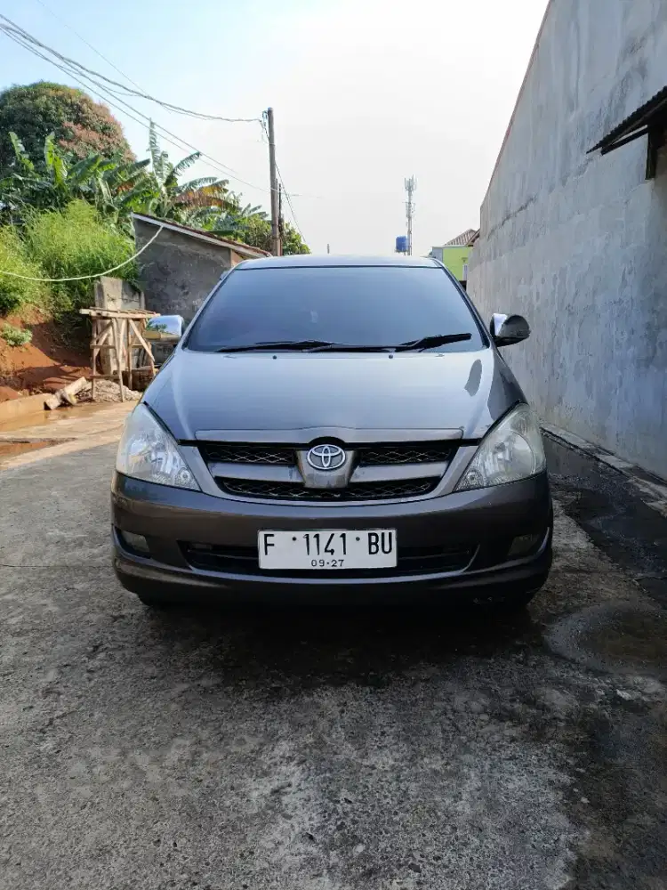 Kijang Innova G 2.0 MT 2007 Abu-abu