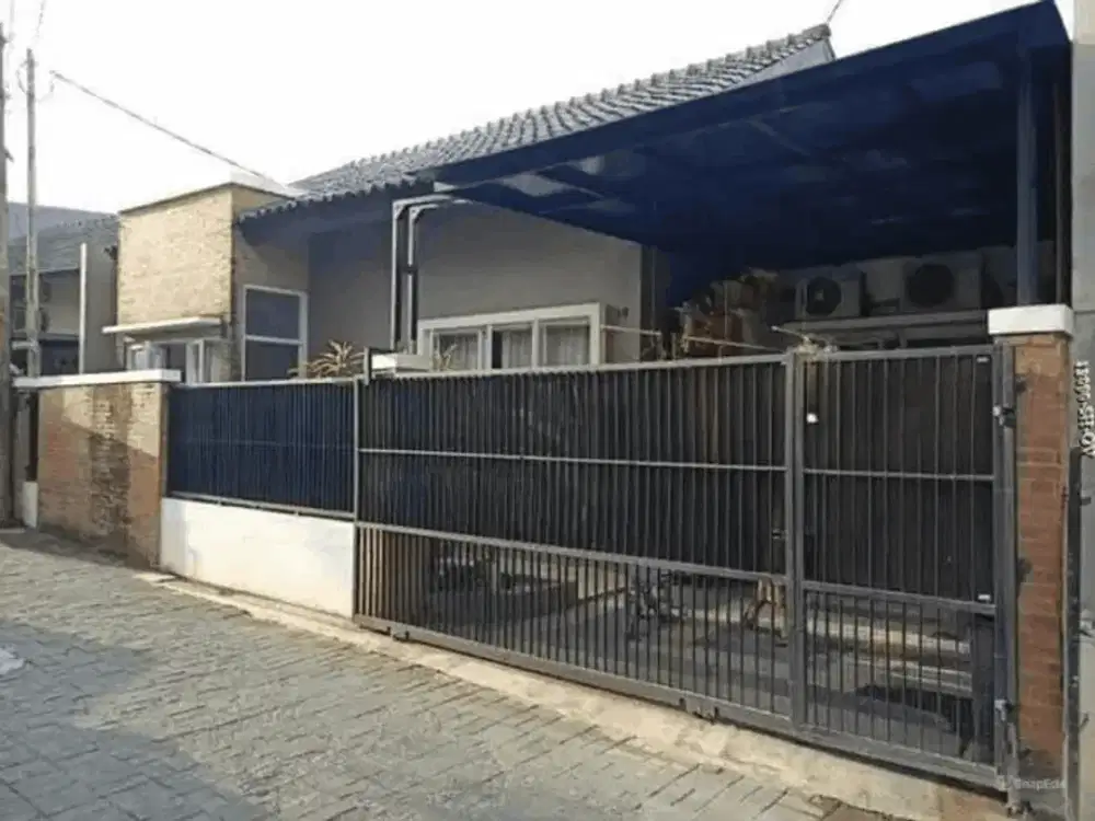 Dijual Rumah Siap Huni Dalam Komplek Di Perbatasan Pesanggrahan