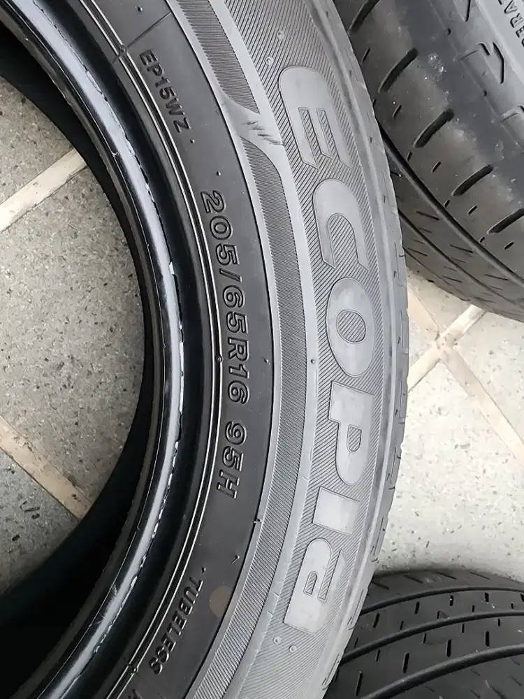 Ban bridgestone ecopia 205 65 R16