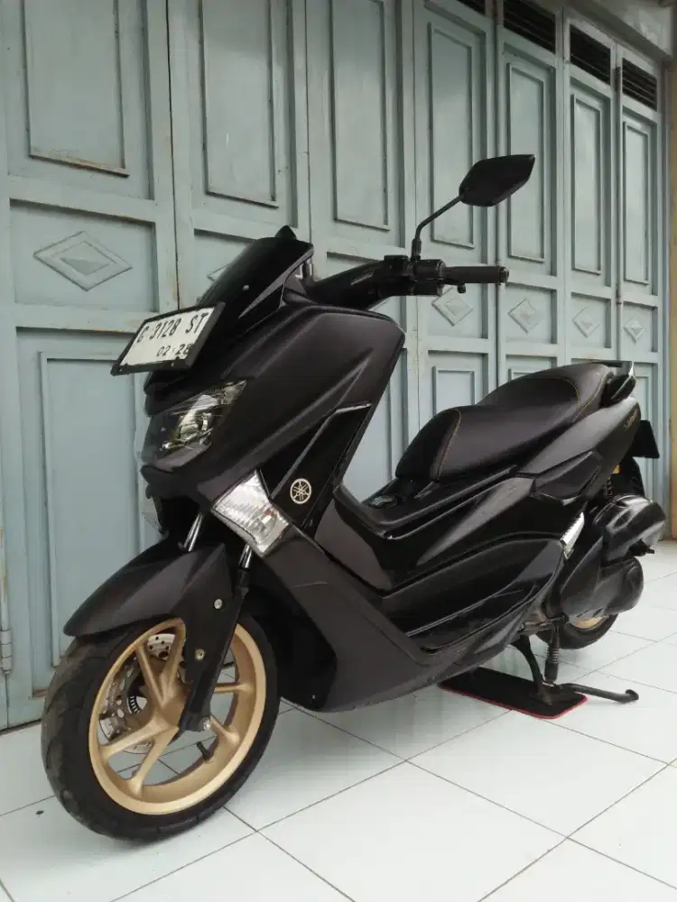 Nmax spesial edisi plat G