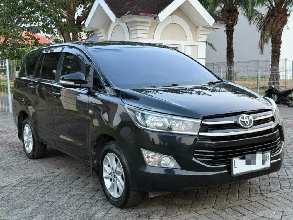 Toyota Innova G Bensin 2017 Matic Hitam Favorit