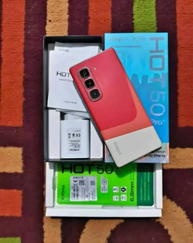 Infinix HoT 50 Pro+ layar lengkung