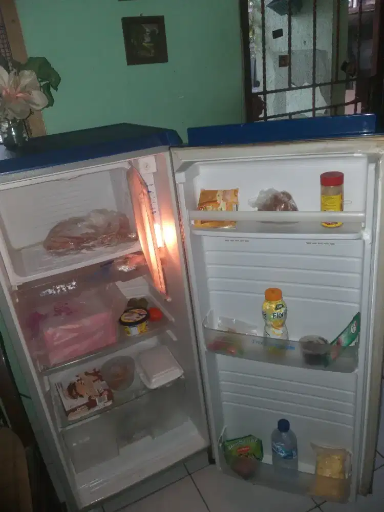 Kulkas 1 pntu beku dngin bgt lengkap free llmove