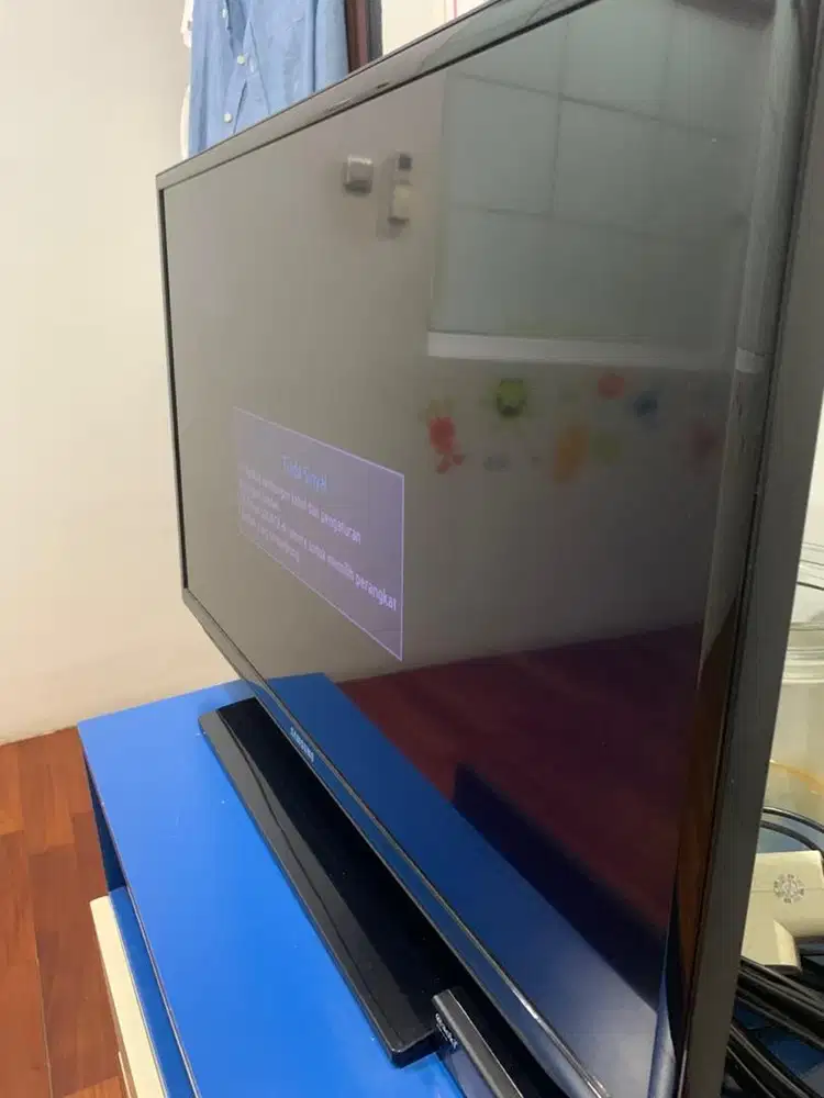 Led TV samsung 32inch like new