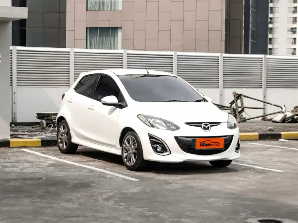 Mazda 2 v matik 2013