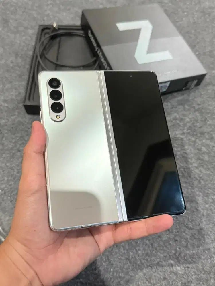samsung z fold 3 12/256gb