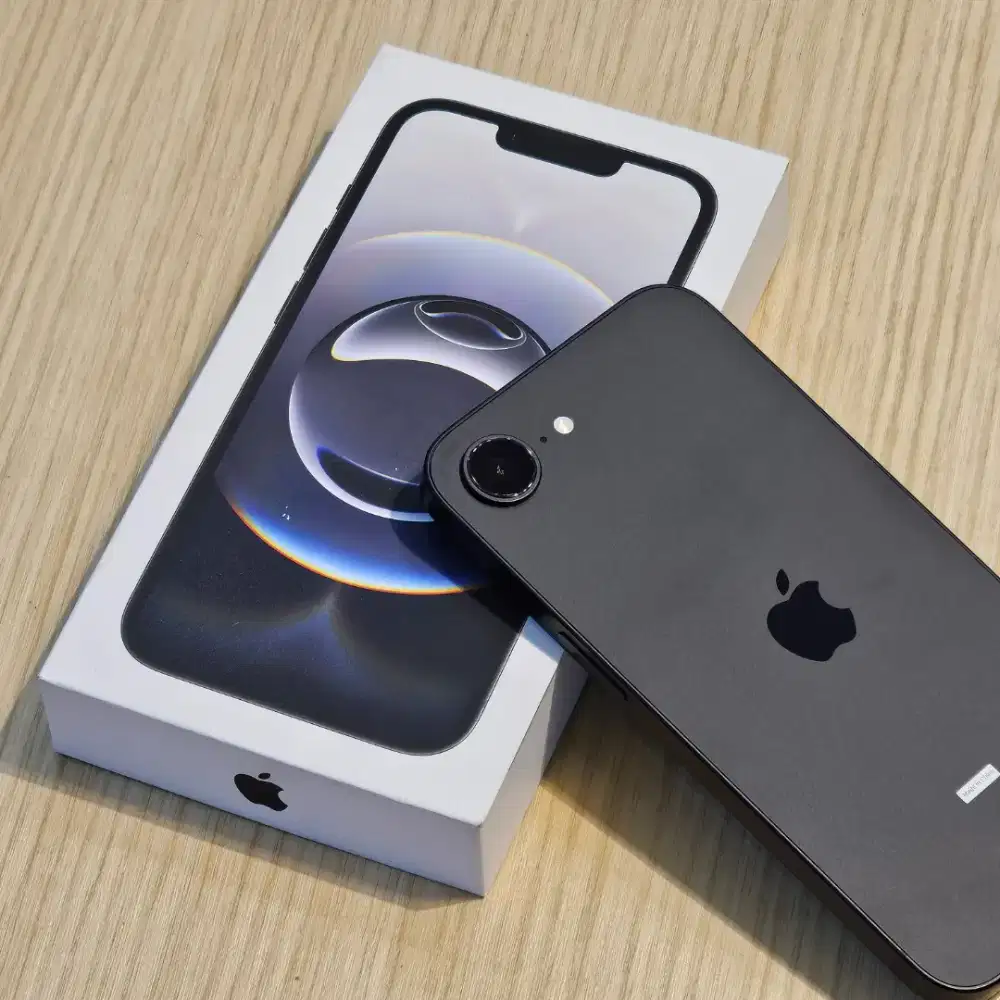 iPhone 16e 128gb iBox second like new