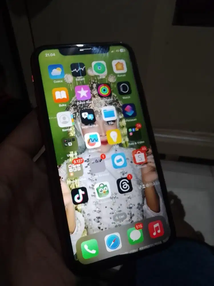 Iphkone XR 64Gb LL/A