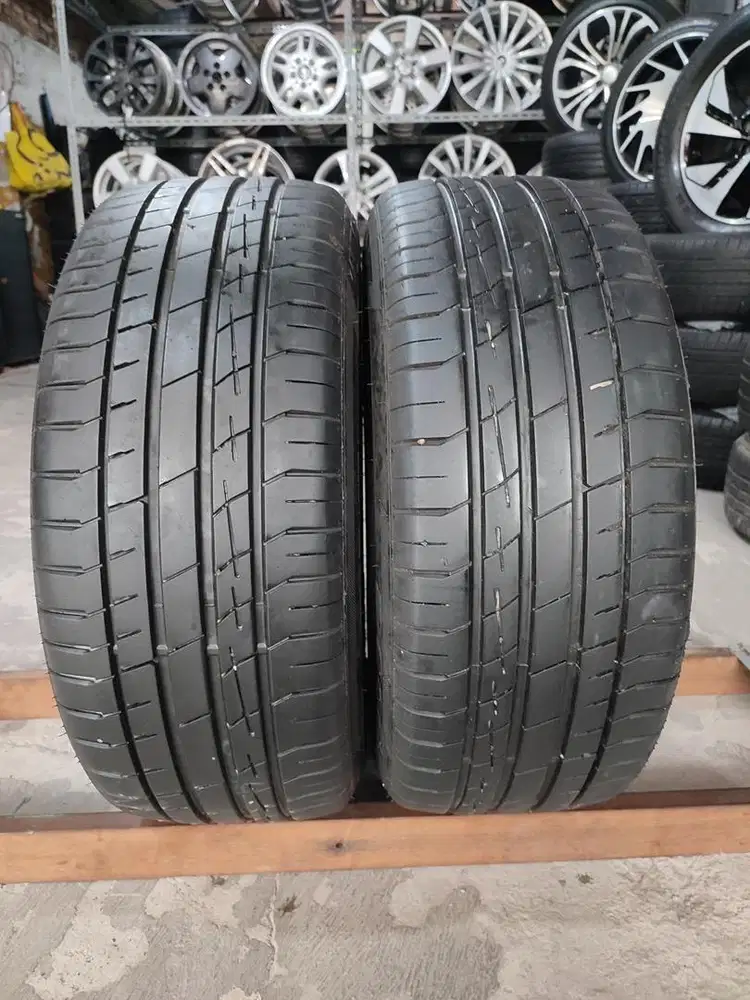 Ban bekas 235/55 R18 Accelera IOTA