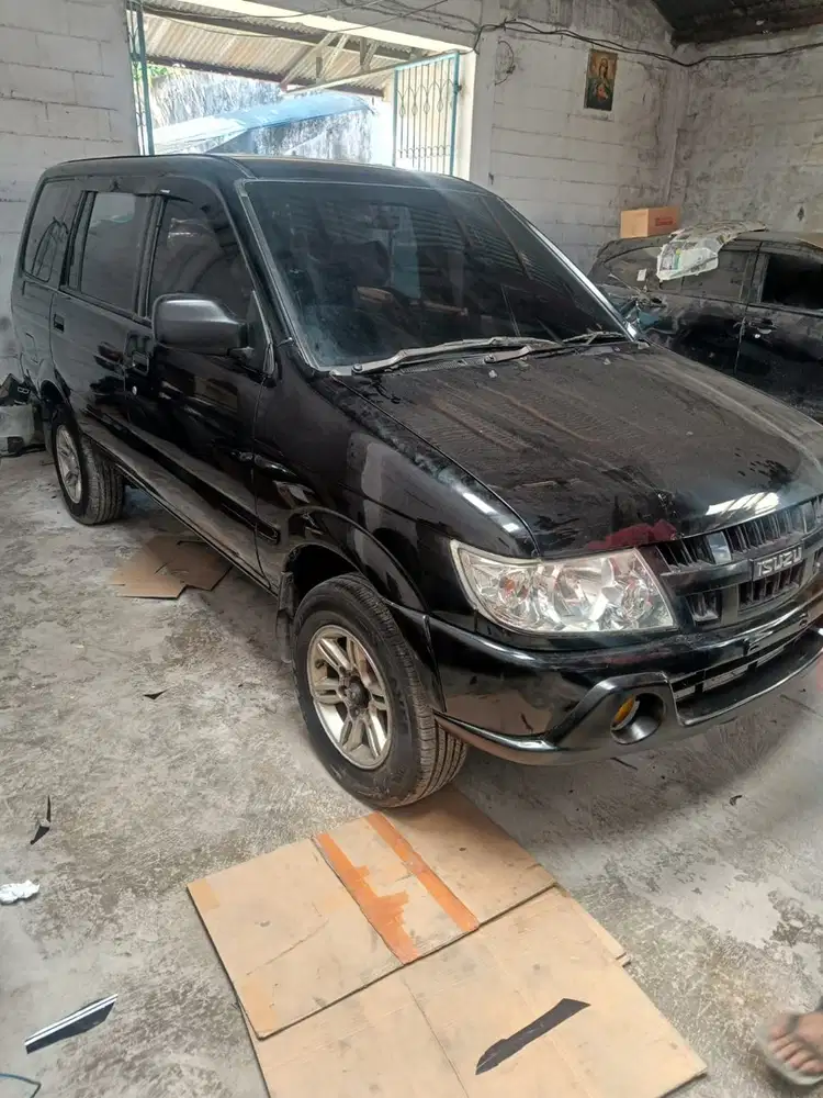 Isuzu Panther 2011 Diesel