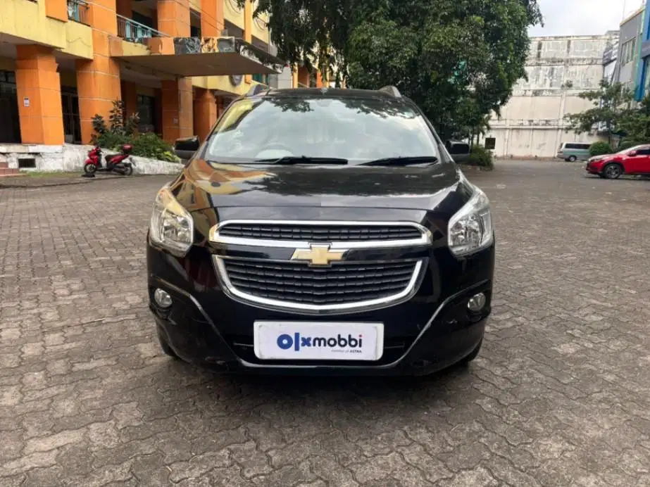 DP MURAH Chevrolet Spin 1.5 ACTIV Bensin-AT 2014  CCMRB