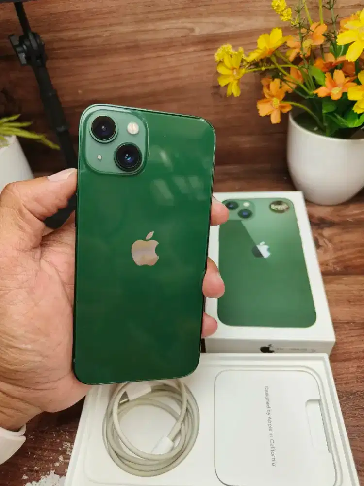 iPhone 13 green 128 gb mulus 98% Hb 86% fullset original garansi iBox