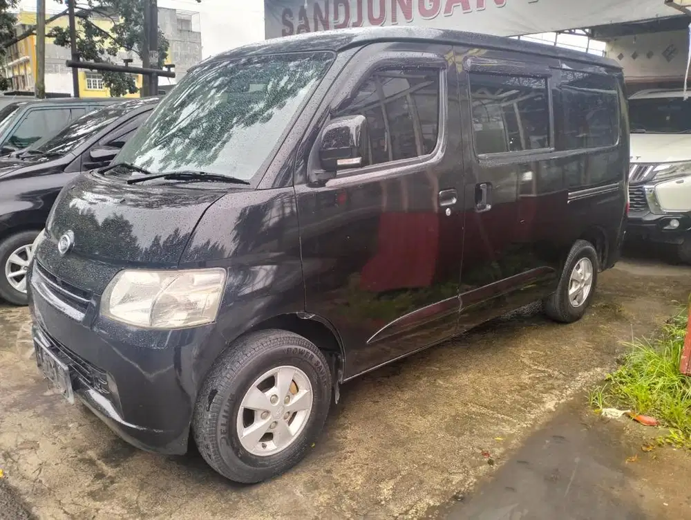 Daihatsu granmex D Minibus 2021