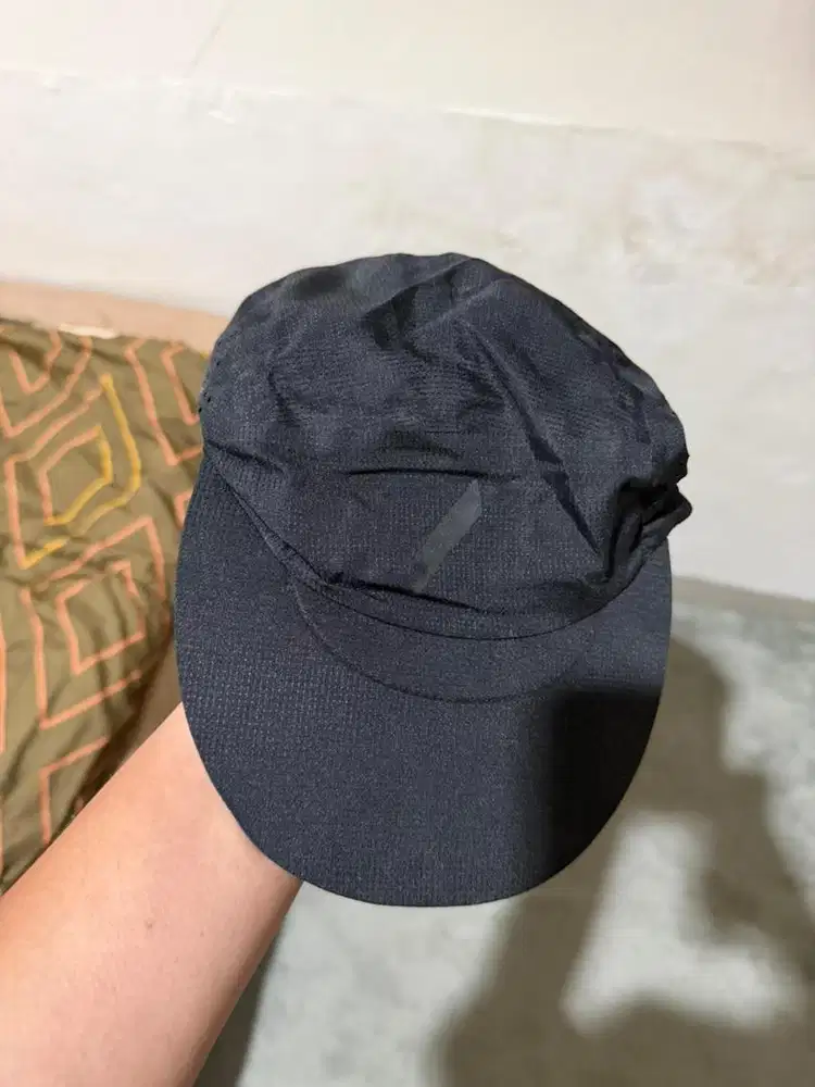 Run Cap SOAR Black ORIGINAL NEW