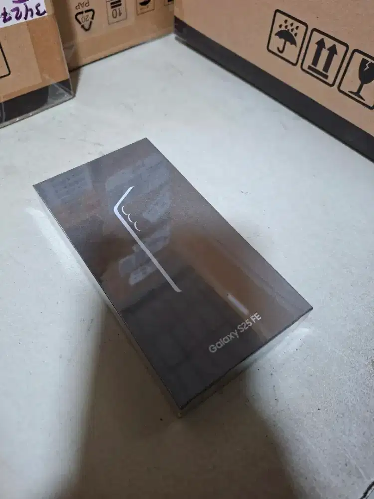 NEW SAMSUNG S25FE 8/256GB GARANSI RESMI SAMSUNG SEIN