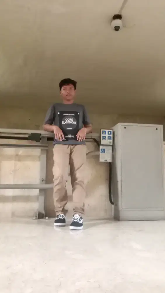 Masih nganggur  infonya ya
