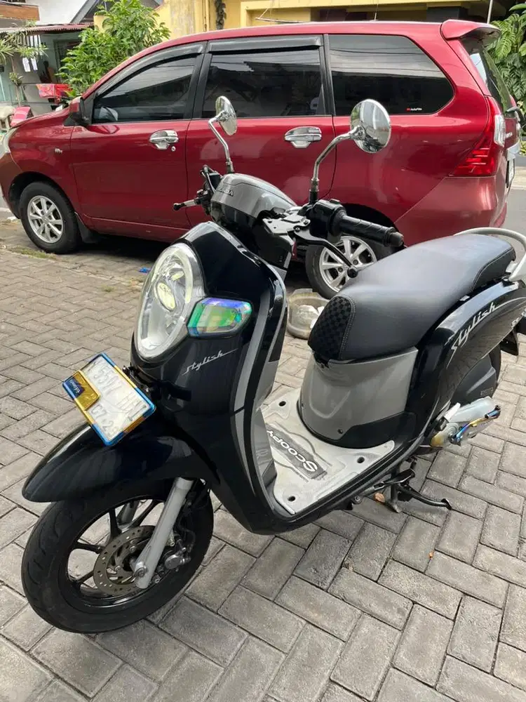 Honda scoopy 2019