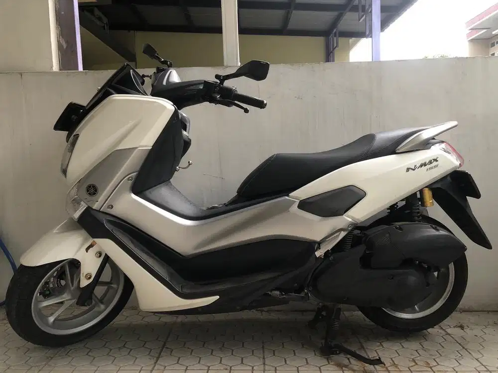 JUAL NMAX OLD 2019 WHITE ABS LOW KM