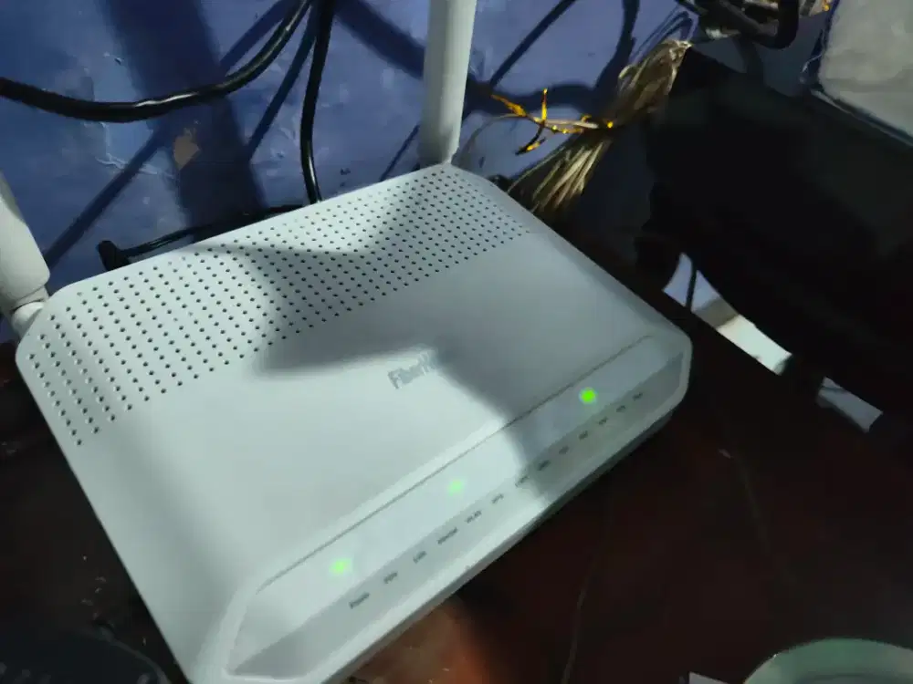 Router/modem fiberhome HG4165F