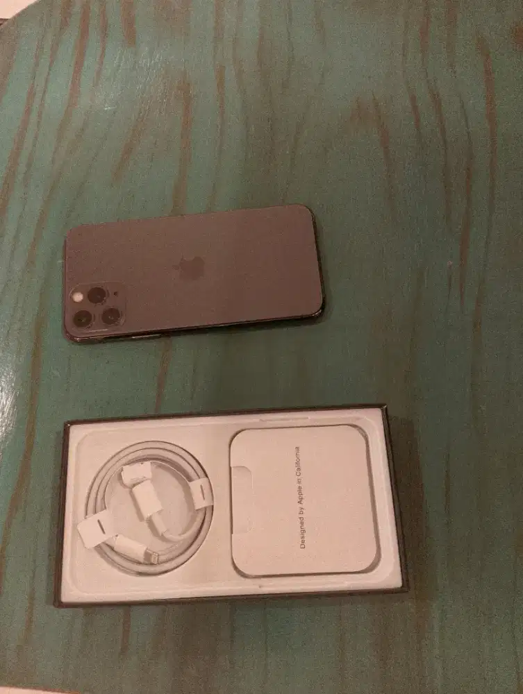 Iphone 11 pro 256gb selalu baru