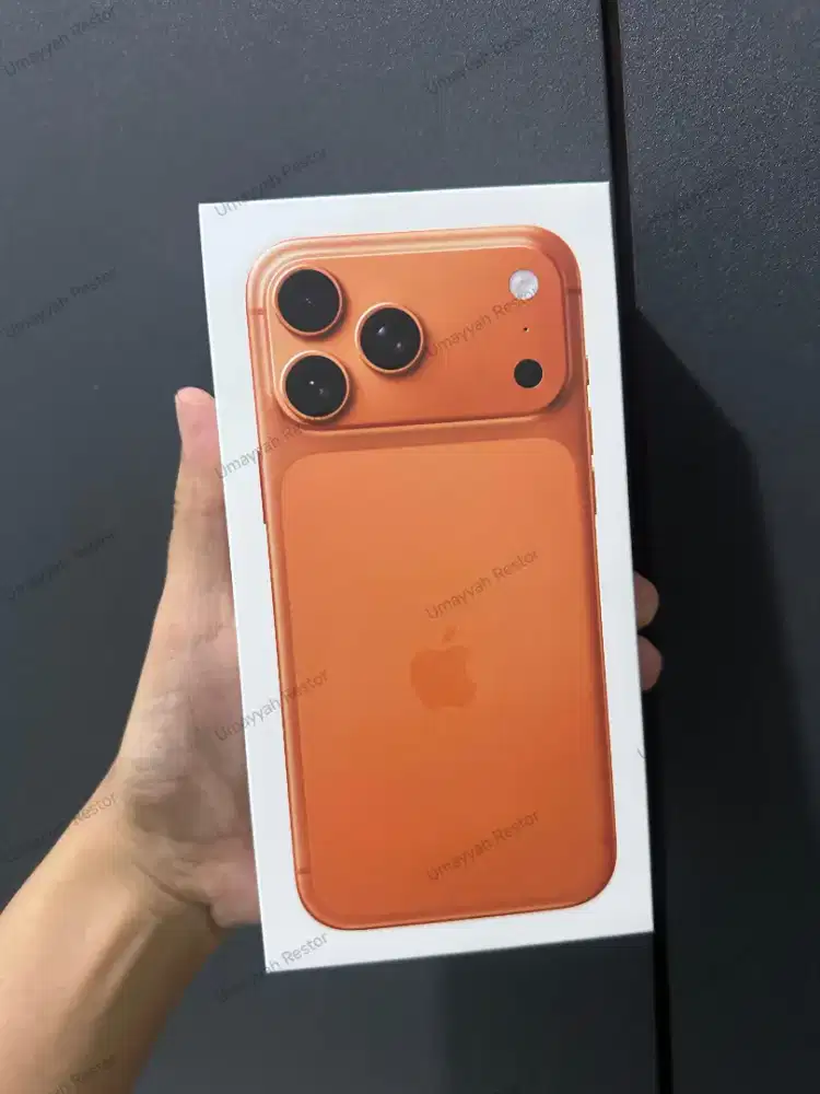 iPhone 17 Pro Max 256 GB Cosmic Orange