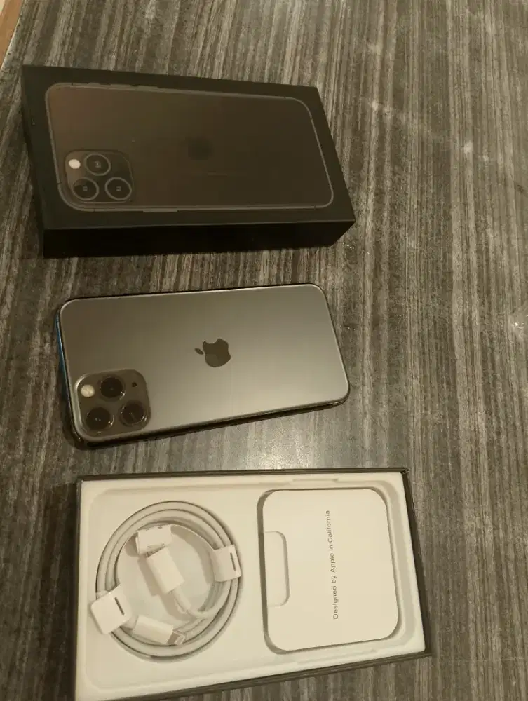 Iphone 11 pro 256gb paham baru