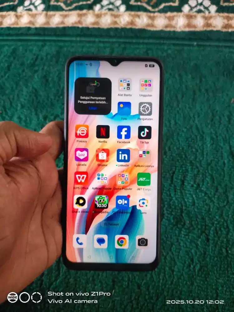 Jual HP Oppo A18
Spesifikasi:
- Jaringan: 4G LTE
 Ram 4+4=8GB/128GB