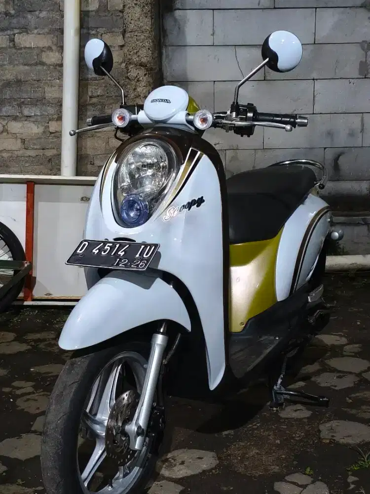 Honda Scoopy 2011