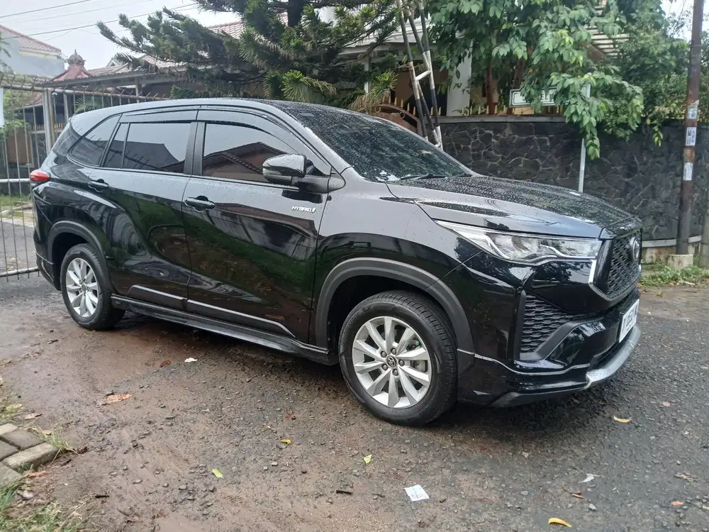 Toyota Kijang Innova 2023 Bensin